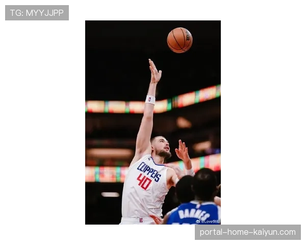 比尔左髋部骨折赛季报销，快船侧翼火力与轮换深度遭受重创